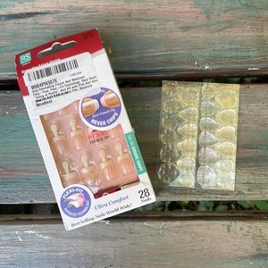 KISS everlasting French nail manicure | real short